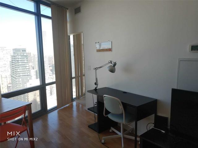 4404 - 832 Bay St, Condo with 1 bedrooms, 1 bathrooms and 0 parking in Toronto ON | Image 14
