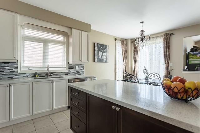 123 Blue Dasher Blvd, House detached with 4 bedrooms, 3 bathrooms and 6 parking in Bradford West Gwillimbury ON | Image 4