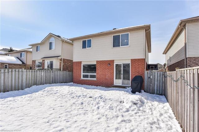 585 Chesapeake Crescent, House detached with 3 bedrooms, 2 bathrooms and 3 parking in Waterloo ON | Image 44
