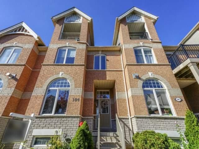 104 Settlement Park Ave, House attached with 3 bedrooms, 3 bathrooms and 2 parking in Markham ON | Image 1