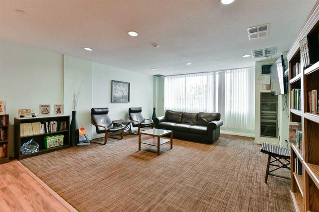 1111 - 145 Hillcrest Ave, Condo with 2 bedrooms, 2 bathrooms and 1 parking in Mississauga ON | Image 31