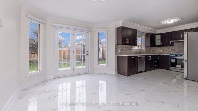 74 Kingknoll Dr, House detached with 4 bedrooms, 4 bathrooms and 4 parking in Brampton ON | Image 8