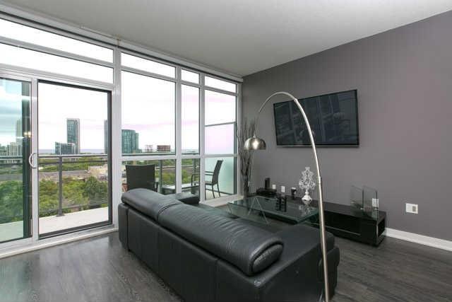 1003 - 775 King St W, Condo with 1 bedrooms, 1 bathrooms and 1 parking in Toronto ON | Image 10