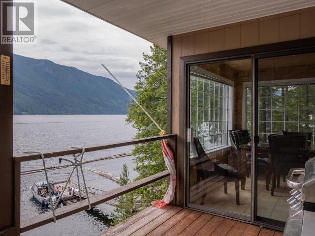 9302 Powell Lake, House detached with 3 bedrooms, 1 bathrooms and null parking in Powell River B BC | Image 29