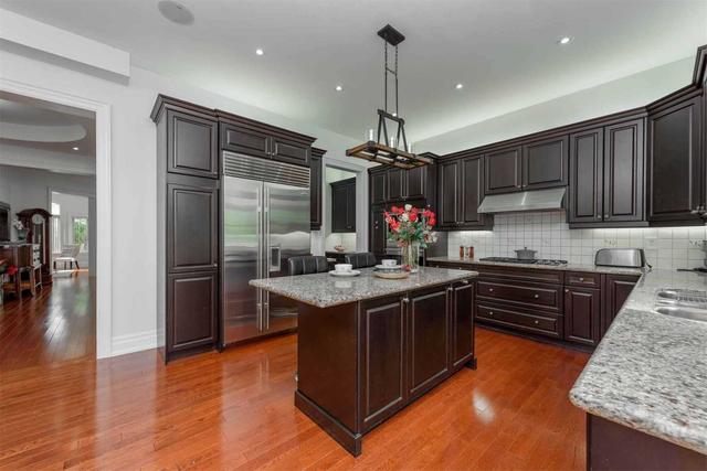1853 Ivygate Crt, House detached with 4 bedrooms, 6 bathrooms and 9 parking in Mississauga ON | Image 8