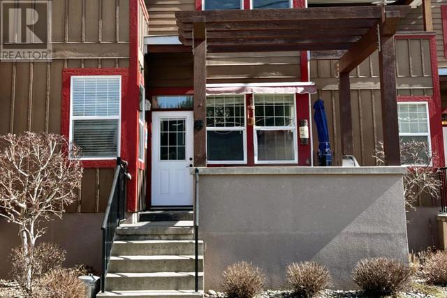 b - 1209 Riverside Avenue, Condo with 1 bedrooms, 1 bathrooms and 1 parking in Sicamous BC | Image 2