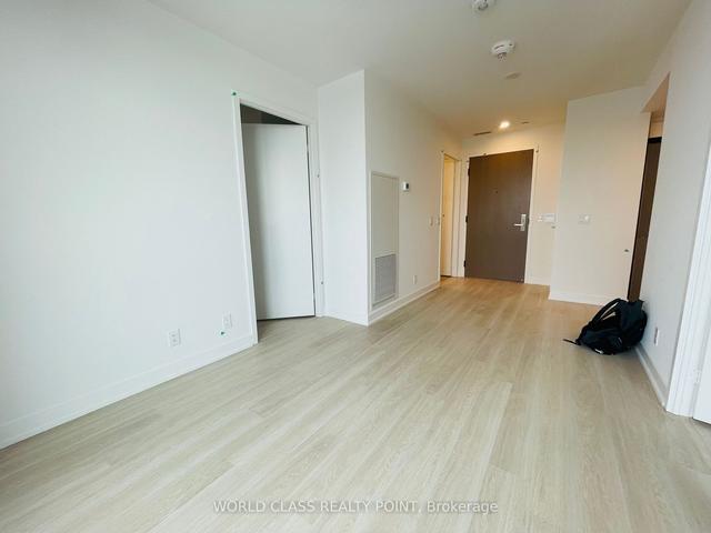 715 - 30 Tretti Way, Condo with 2 bedrooms, 2 bathrooms and 1 parking in Toronto ON | Image 4