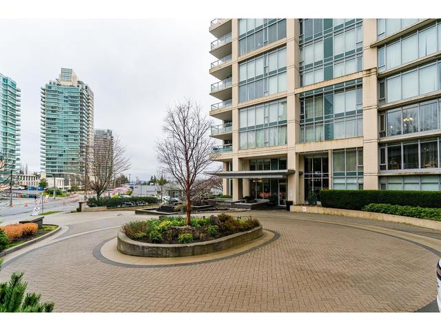 2003 - 2133 Douglas Road, Condo with 2 bedrooms, 2 bathrooms and null parking in Burnaby BC | Image 5