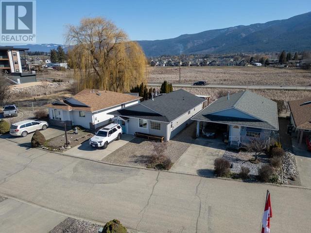 6 - 2716 Wolfenden Terrace, House detached with 3 bedrooms, 2 bathrooms and 3 parking in Armstrong BC | Image 37