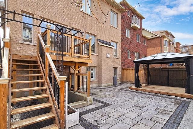 89 Giardina Cres, House detached with 5 bedrooms, 6 bathrooms and 4 parking in Richmond Hill ON | Image 30