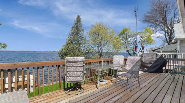 209 Snug Harbour Rd, House detached with 2 bedrooms, 2 bathrooms and 4 parking in Kawartha Lakes ON | Image 13