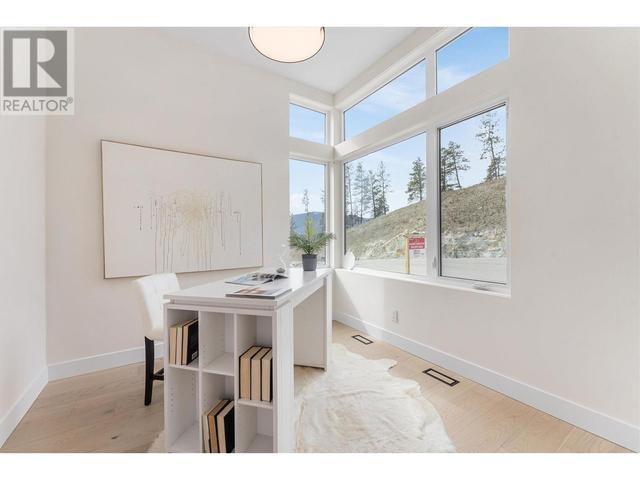 3462 Hilltown Close, House detached with 5 bedrooms, 4 bathrooms and 5 parking in Kelowna BC | Image 24