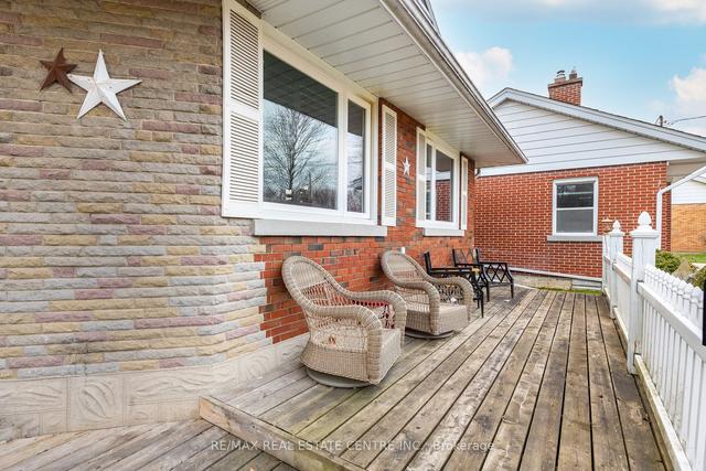 271 Bedford Rd, House detached with 3 bedrooms, 4 bathrooms and 9 parking in Kitchener ON | Image 35