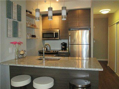 613 - 70 Forest Manor Rd, Condo with 1 bedrooms, 1 bathrooms and 1 parking in Toronto ON | Image 1