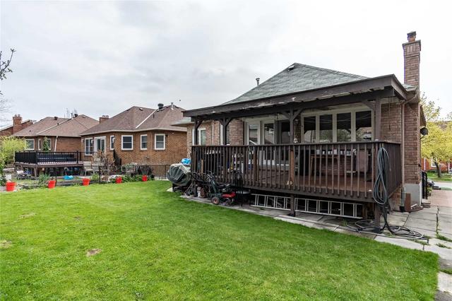 64 Leeward Dr, House detached with 3 bedrooms, 3 bathrooms and 4 parking in Brampton ON | Image 32