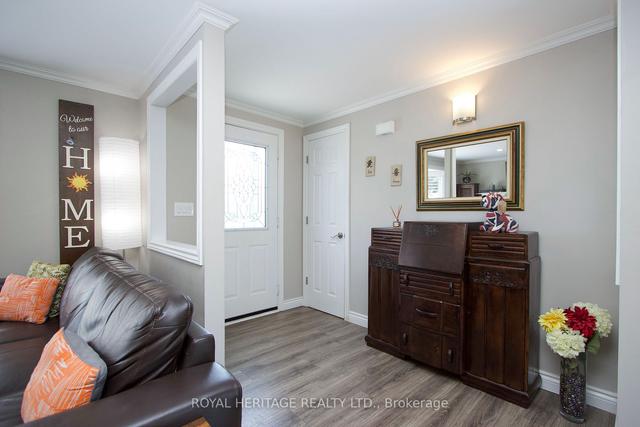 8 Kawartha Rd, House detached with 2 bedrooms, 2 bathrooms and 3 parking in Clarington ON | Image 23