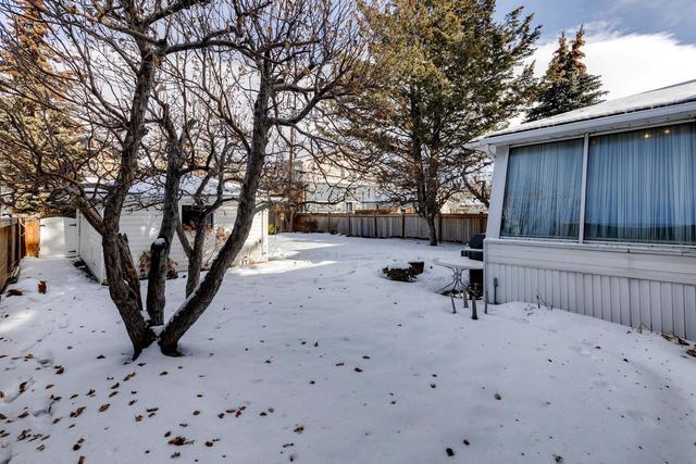 2412 1 Avenue Nw, House detached with 5 bedrooms, 2 bathrooms and 1 parking in Calgary AB | Image 33
