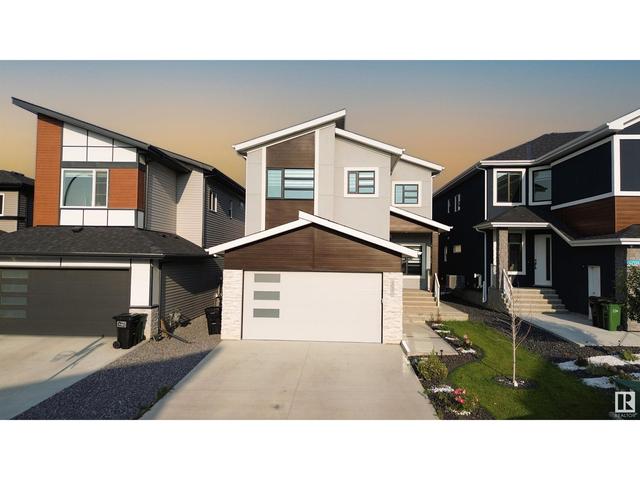 203 37 St Sw, House detached with 4 bedrooms, 3 bathrooms and null parking in Edmonton AB | Image 2