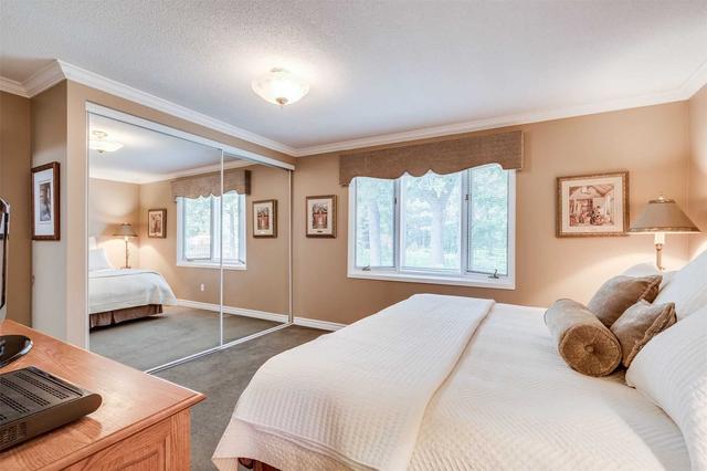 2167 Pauline Crt, House detached with 3 bedrooms, 3 bathrooms and 6 parking in Burlington ON | Image 6