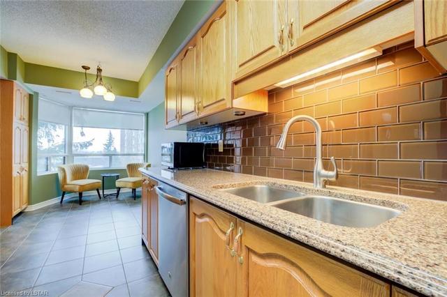 302 - 744 Wonderland Road S, House attached with 3 bedrooms, 2 bathrooms and 1 parking in London ON | Image 13