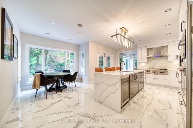 32 Brookfield Rd, House detached with 4 bedrooms, 5 bathrooms and 8 parking in Toronto ON | Image 16