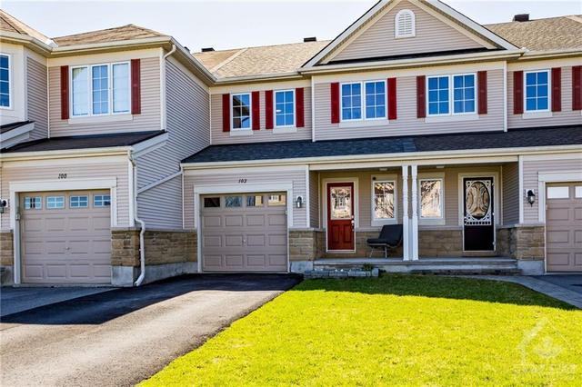 102 Patriot Place, Townhouse with 3 bedrooms, 3 bathrooms and 4 parking in Ottawa ON | Image 2