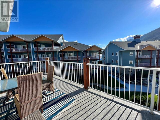 b304 - 1118 Riverside Avenue, Condo with 2 bedrooms, 2 bathrooms and 2 parking in Sicamous BC | Image 29
