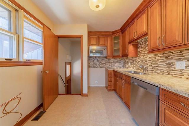 436 East 14th St, House detached with 3 bedrooms, 1 bathrooms and 3 parking in Hamilton ON | Image 7