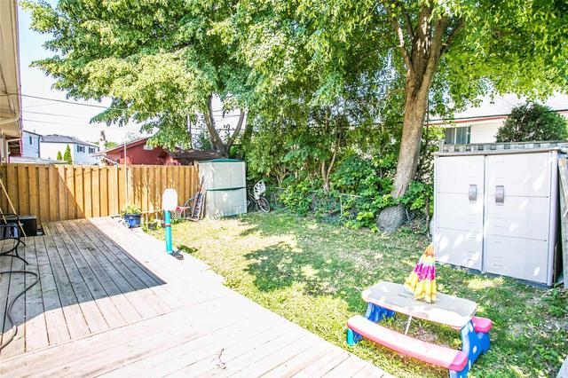124 Avondale Blvd, House semidetached with 3 bedrooms, 2 bathrooms and 4 parking in Brampton ON | Image 26