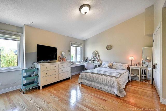 ThC - 1 Clairtrell Rd, Condo with 3 bedrooms, 4 bathrooms and 2 parking in Toronto ON | Image 16