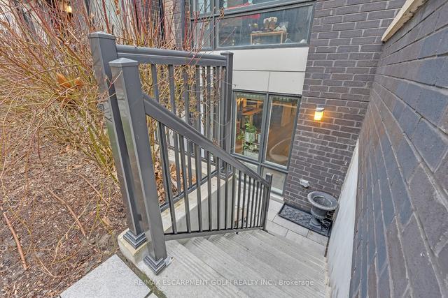 137 - 34 Fieldway Rd, Townhouse with 2 bedrooms, 1 bathrooms and 1 parking in Toronto ON | Image 25