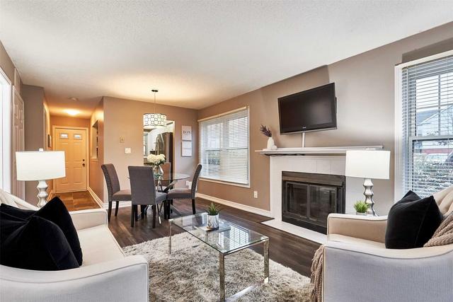 a1 - 1651 Nash Rd, Townhouse with 2 bedrooms, 1 bathrooms and 1 parking in Clarington ON | Image 1