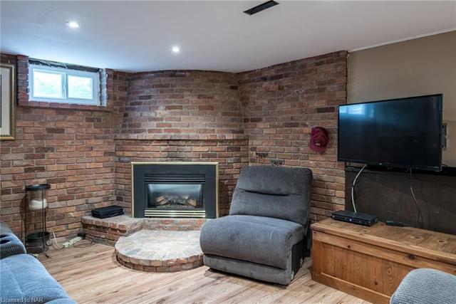 37 Cindy Drive, House detached with 3 bedrooms, 2 bathrooms and 4 parking in St. Catharines ON | Image 24
