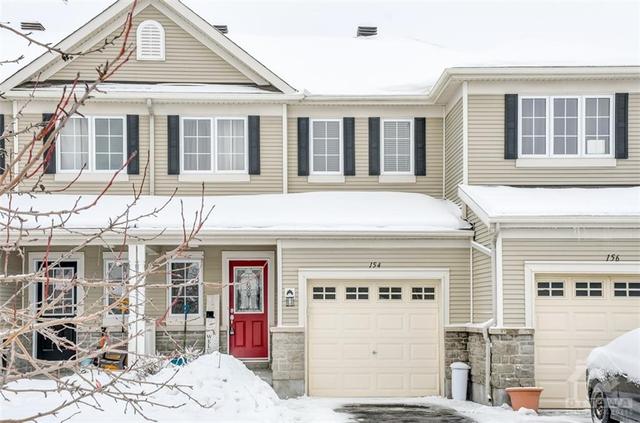 154 Patriot Place, Townhouse with 3 bedrooms, 3 bathrooms and 3 parking in Ottawa ON | Image 1