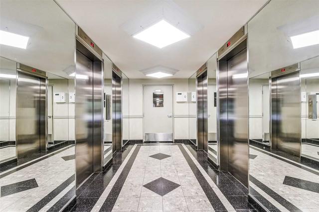 416 - 10 Edgecliff Gfwy, Condo with 3 bedrooms, 2 bathrooms and 1 parking in Toronto ON | Image 32