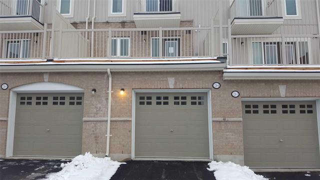 126-4 Watson Pkwy, Townhouse with 2 bedrooms, 3 bathrooms and 1 parking in Guelph ON | Image 2