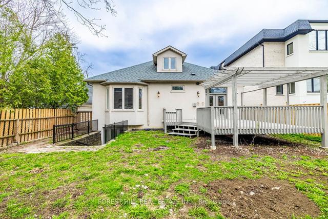 229 Connaught Ave, House detached with 2 bedrooms, 4 bathrooms and 4 parking in Toronto ON | Image 21