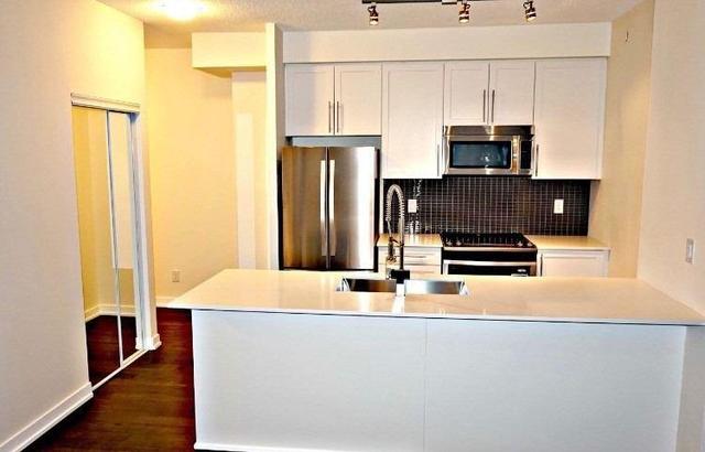 4305 - 4011 Brickstone Mews, Condo with 2 bedrooms, 2 bathrooms and 1 parking in Mississauga ON | Image 5