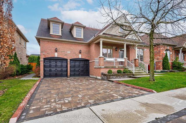 1054 Bob Scott Crt, House detached with 4 bedrooms, 4 bathrooms and 4 parking in Newmarket ON | Image 1