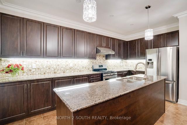 162 Via Borghese St, House detached with 4 bedrooms, 5 bathrooms and 6 parking in Vaughan ON | Image 9