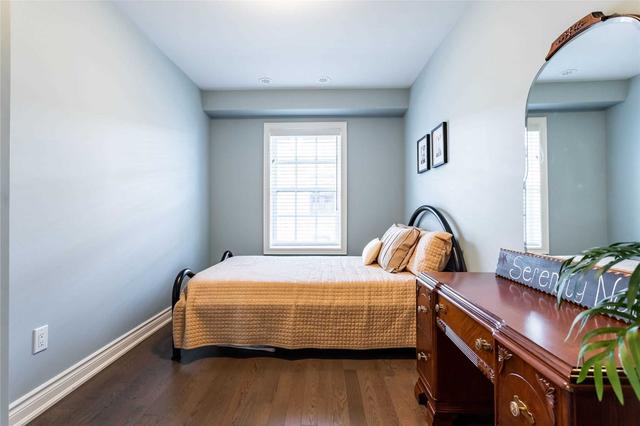 13 - 10060 Keele St, Townhouse with 3 bedrooms, 3 bathrooms and 2 parking in Vaughan ON | Image 2