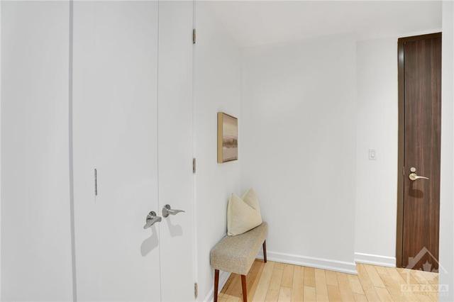 204 - 300 Lisgar Street, Condo with 2 bedrooms, 2 bathrooms and 1 parking in Ottawa ON | Image 4