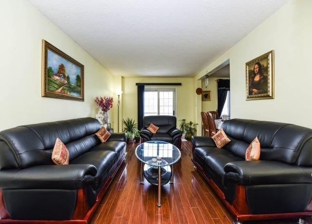 8 Verity Crt, House detached with 3 bedrooms, 4 bathrooms and 4 parking in Brampton ON | Image 5