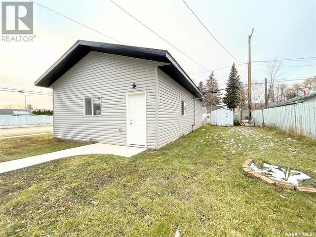 703 5th Street, House detached with 3 bedrooms, 2 bathrooms and null parking in Humboldt SK | Image 30