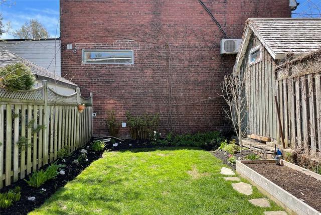 42 Wayland Ave, House semidetached with 3 bedrooms, 3 bathrooms and 0 parking in Toronto ON | Image 25