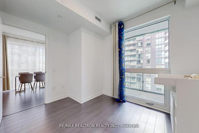 2508 - 39 Roehampton Ave, Condo with 2 bedrooms, 2 bathrooms and 0 parking in Toronto ON | Image 7