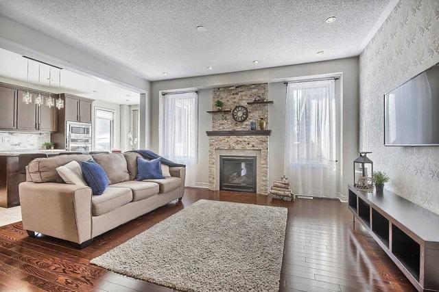 54 Alex Black St, House detached with 4 bedrooms, 4 bathrooms and 5 parking in Vaughan ON | Image 2
