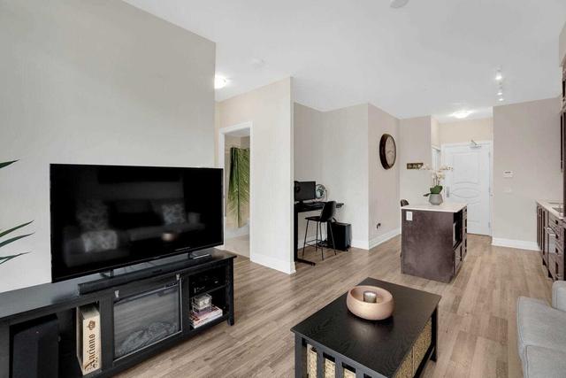 1011 - 9085 Jane St, Condo with 1 bedrooms, 1 bathrooms and 1 parking in Vaughan ON | Image 9