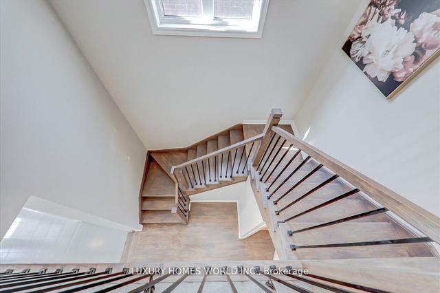 1118 Skyridge Blvd, House detached with 4 bedrooms, 3 bathrooms and 4 parking in Pickering ON | Image 15