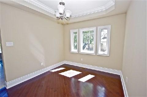 61a Bexhill Ave, House detached with 3 bedrooms, 4 bathrooms and 1 parking in Toronto ON | Image 3